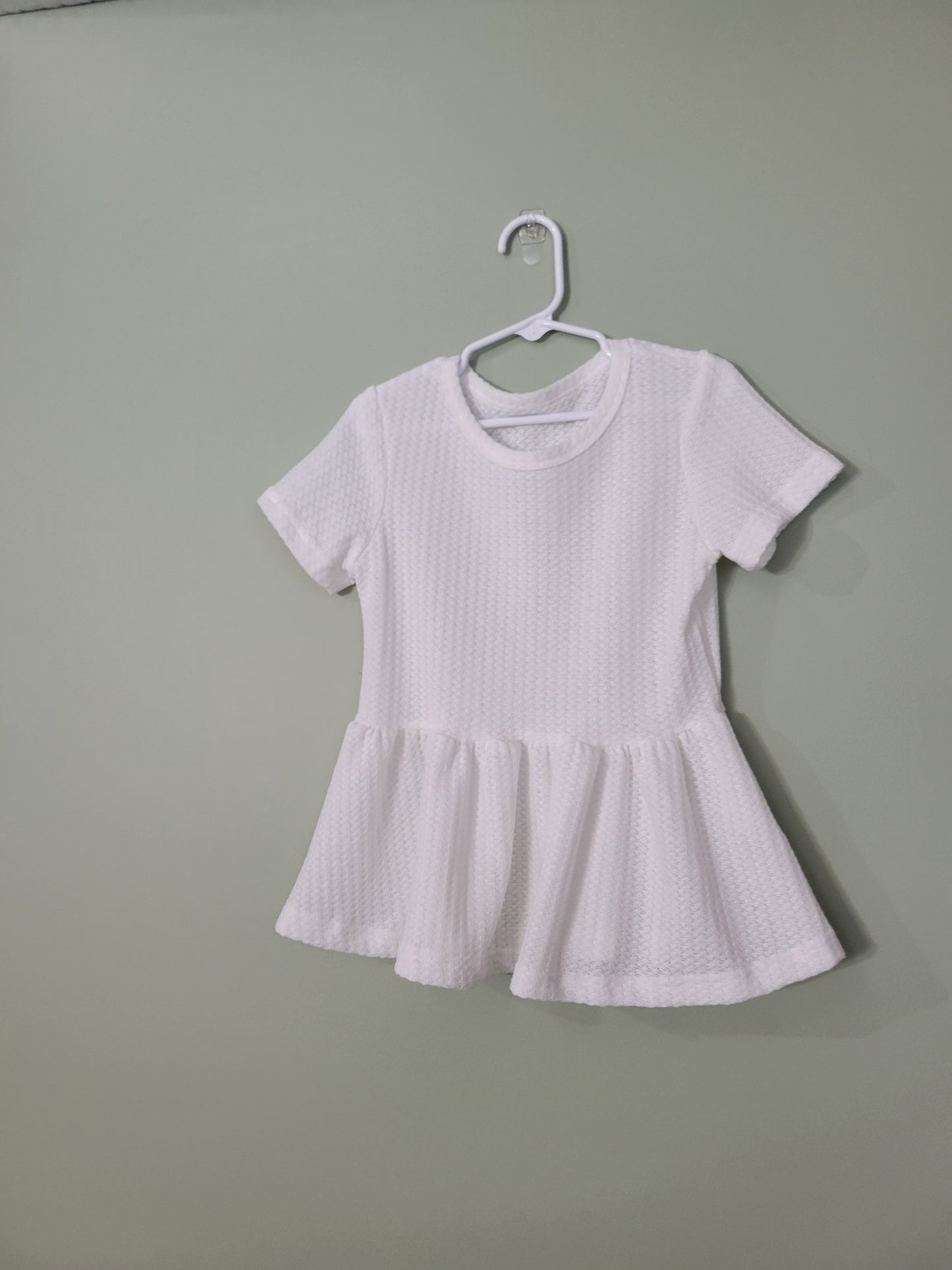 Ruffle Top-size 6