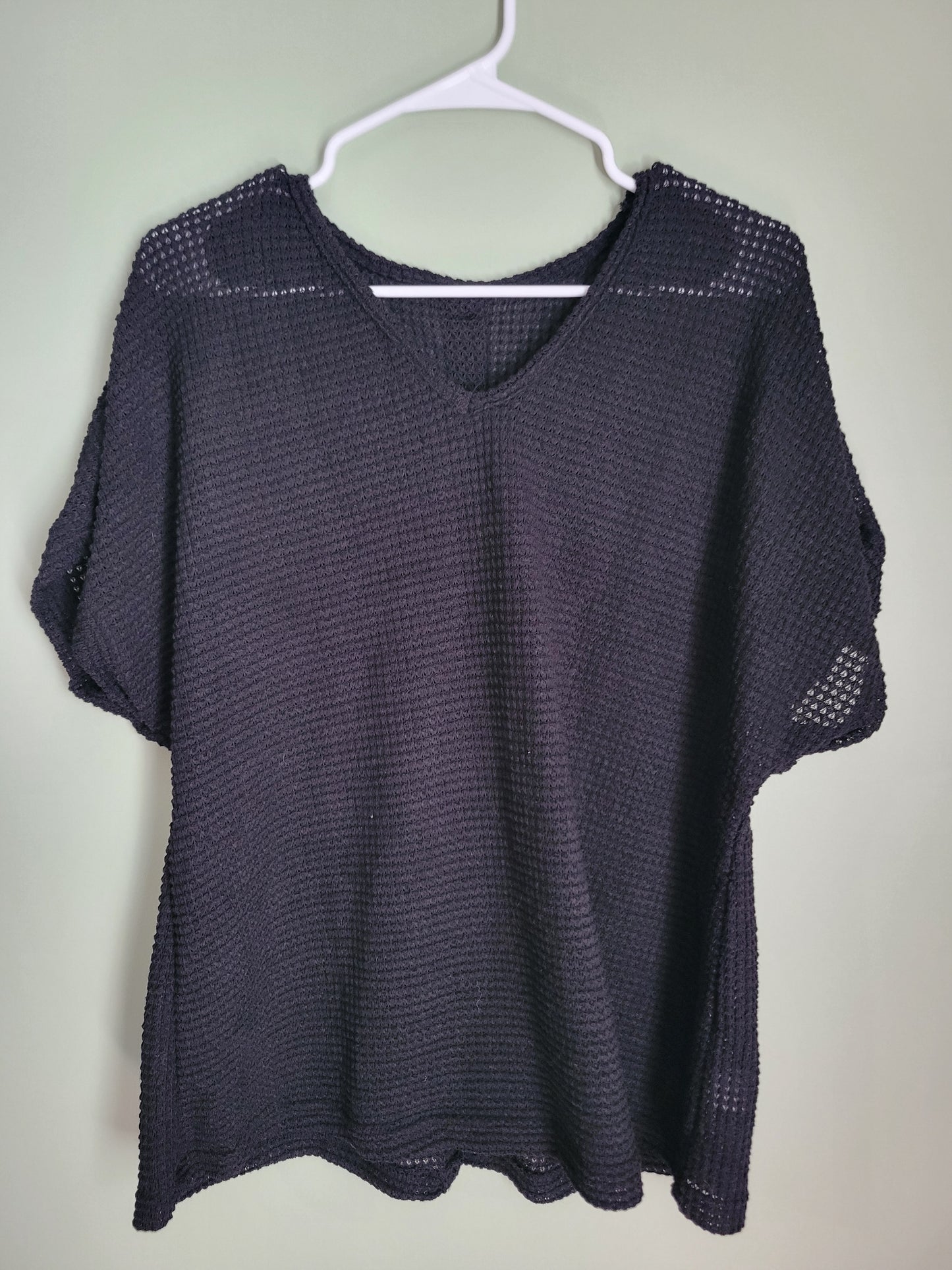 T-Shirt with Button Detailing-2XL