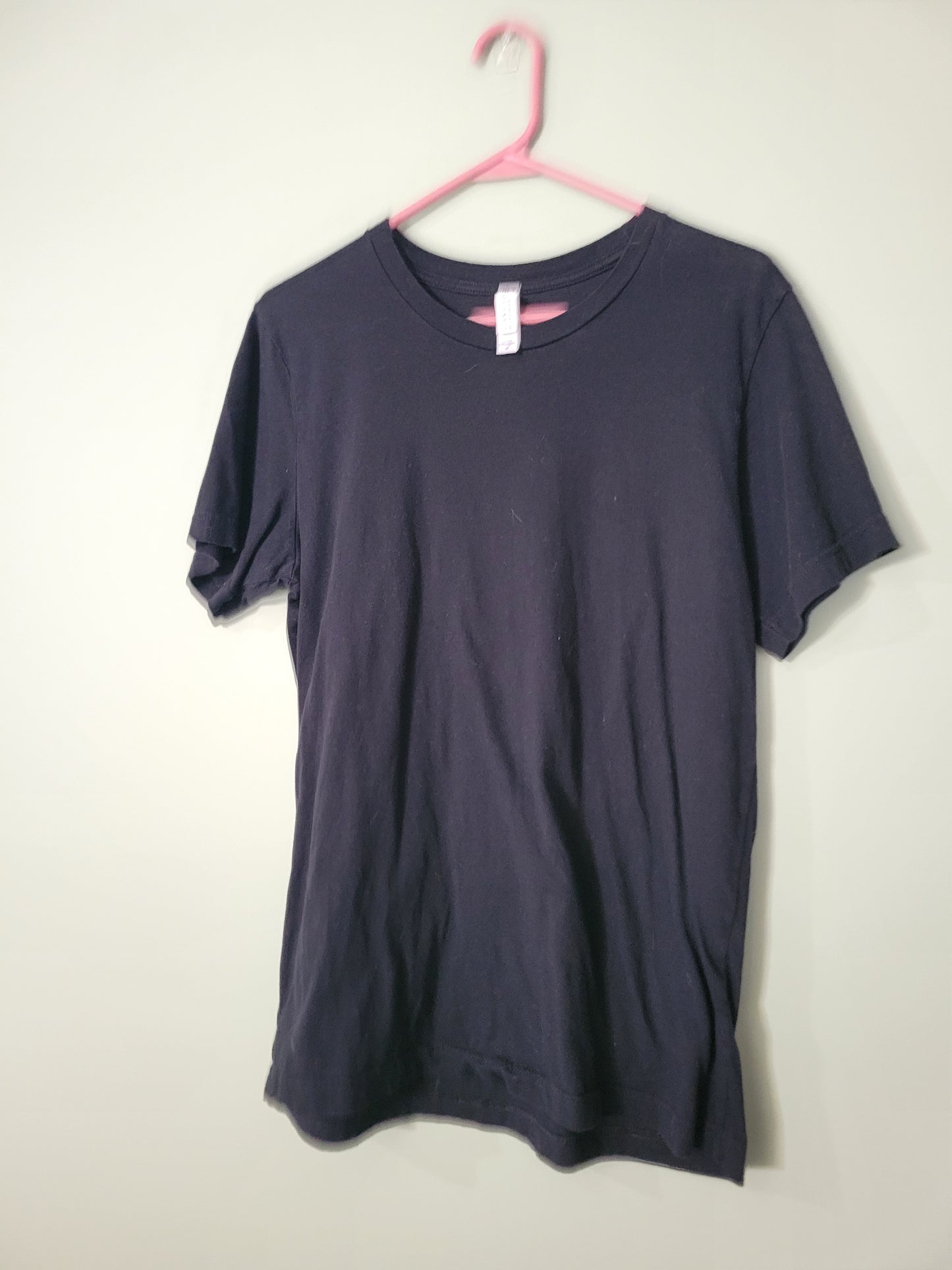 T-Shirt-Large